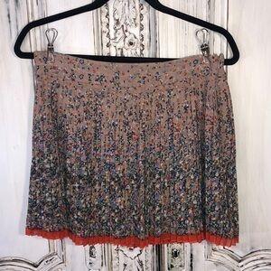 American Eagle Outfitters Confetti Print Pleated Mini Skirt Size 6